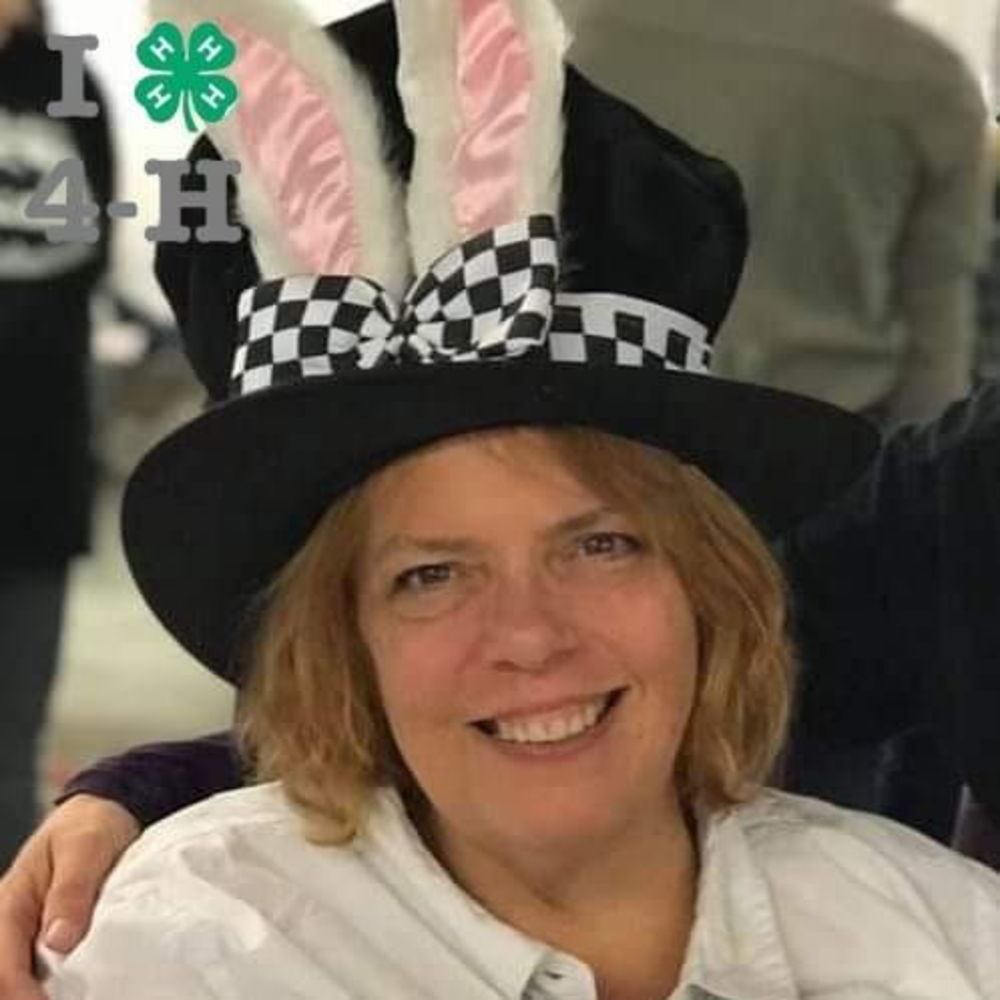 Meet your Posher, Laura